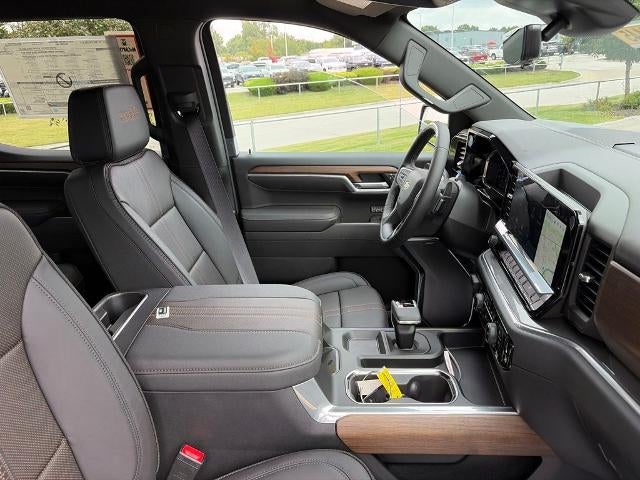 2026 Chevrolet Silverado 1500 Crew Cab Short Box 4-Wheel Drive High Country