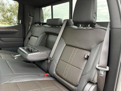 2026 Chevrolet Silverado 1500 Crew Cab Short Box 4-Wheel Drive High Country