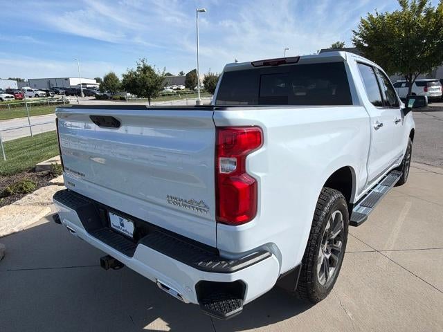 2026 Chevrolet Silverado 1500 Crew Cab Short Box 4-Wheel Drive High Country