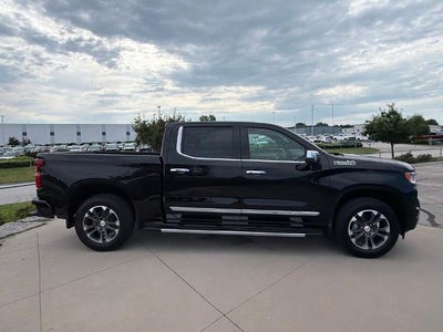 2026 Chevrolet Silverado 1500 Crew Cab Short Box 4-Wheel Drive High Country