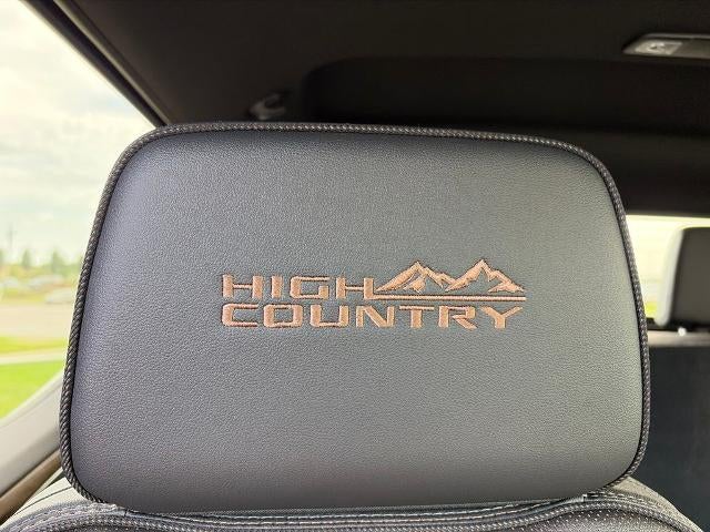 2026 Chevrolet Silverado 1500 Crew Cab Short Box 4-Wheel Drive High Country