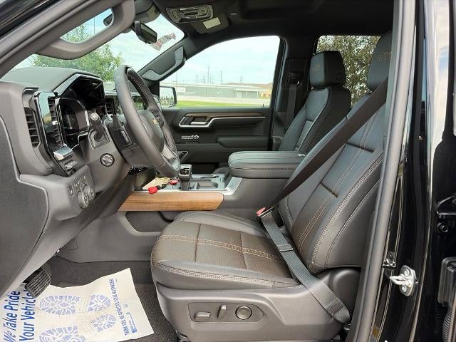 2026 Chevrolet Silverado 1500 Crew Cab Short Box 4-Wheel Drive High Country