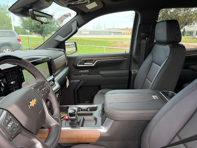 2026 Chevrolet Silverado 1500 Crew Cab Short Box 4-Wheel Drive High Country