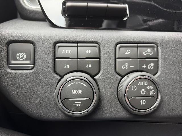 2026 Chevrolet Silverado 1500 Crew Cab Short Box 4-Wheel Drive High Country