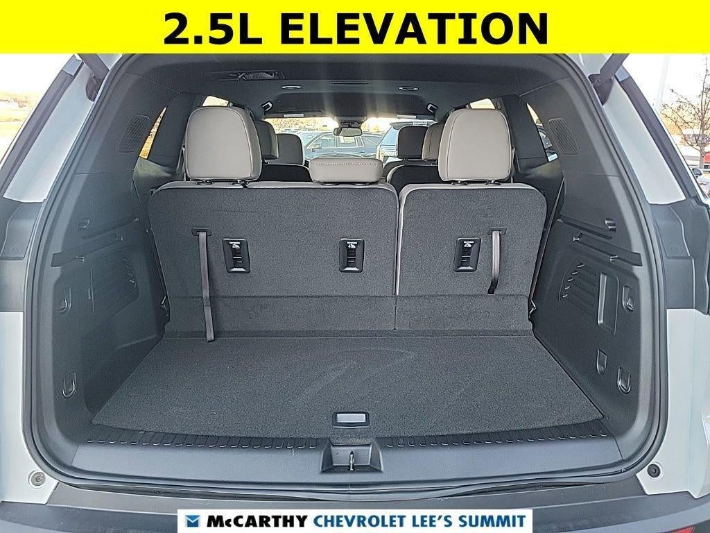 2025 GMC Acadia Elevation