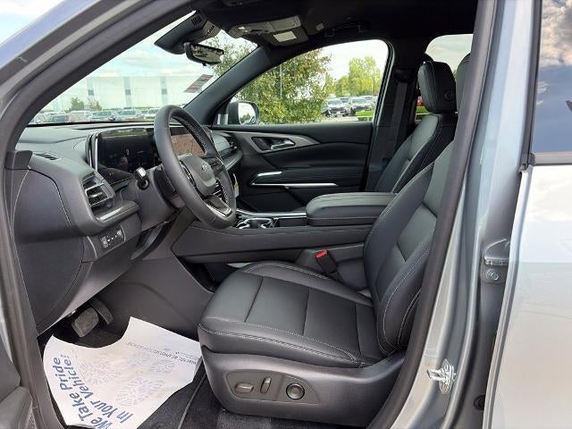2027 Chevrolet Traverse LT w/2LT