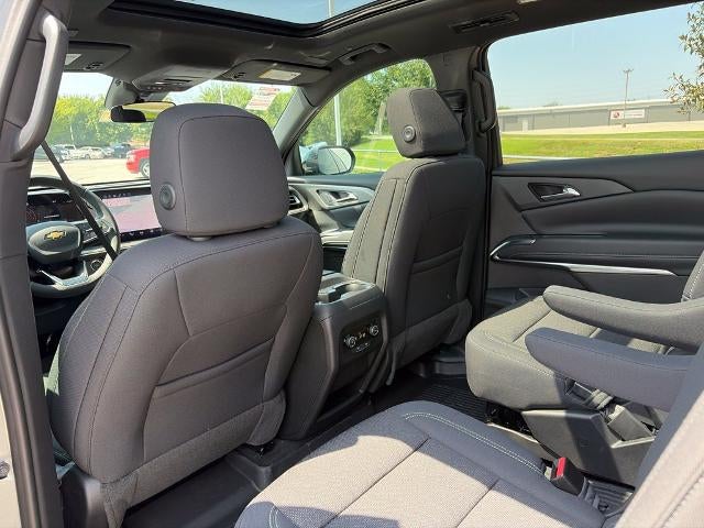 2027 Chevrolet Traverse LT w/2LT