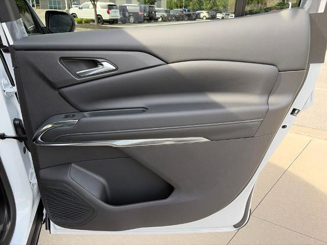 2027 Chevrolet Traverse LT w/2LT