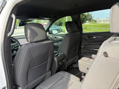 2027 Chevrolet Traverse LT w/2LT