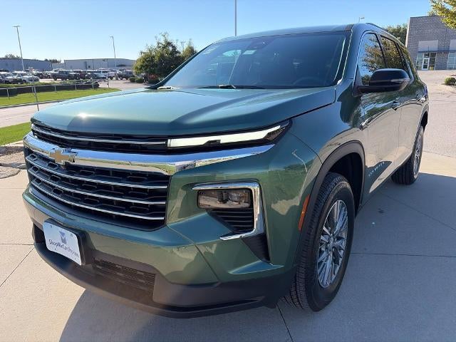 2027 Chevrolet Traverse LT w/2LT
