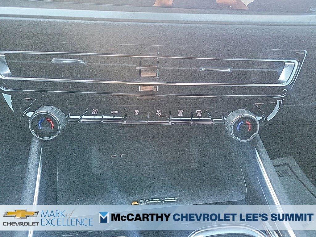 2026 Chevrolet Traverse LT w/2LT