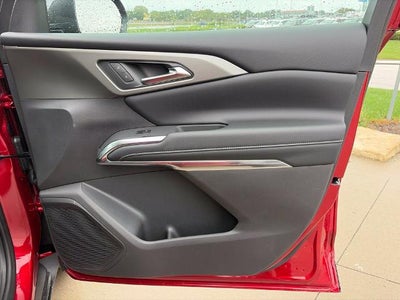 2027 Chevrolet Traverse LT w/2LT