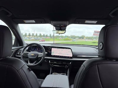 2027 Chevrolet Traverse LT w/2LT