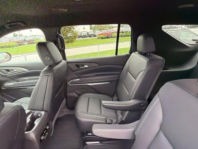 2027 Chevrolet Traverse LT w/2LT