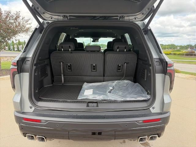 2026 Chevrolet Traverse LT w/2LT