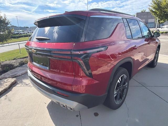 2027 Chevrolet Traverse LT w/2LT