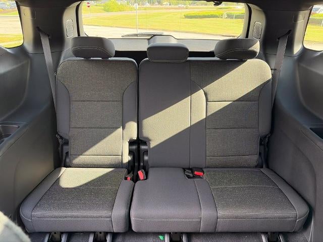 2027 Chevrolet Traverse LT w/2LT