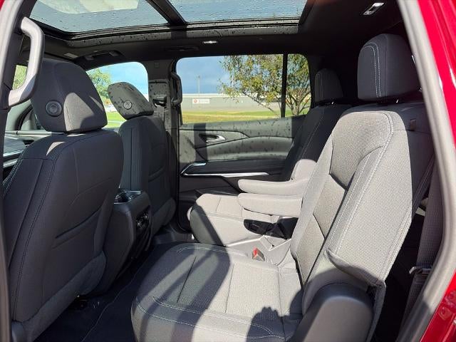 2027 Chevrolet Traverse LT w/2LT