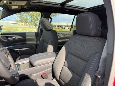 2027 Chevrolet Traverse LT w/2LT