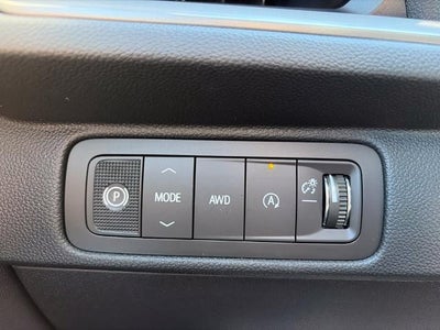2027 Chevrolet Traverse LT w/2LT
