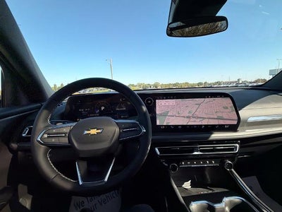 2027 Chevrolet Traverse LT w/2LT