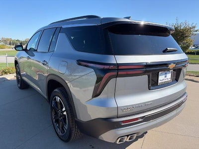 2027 Chevrolet Traverse LT w/2LT