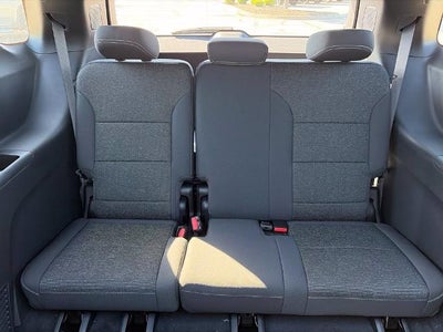 2027 Chevrolet Traverse LT w/2LT