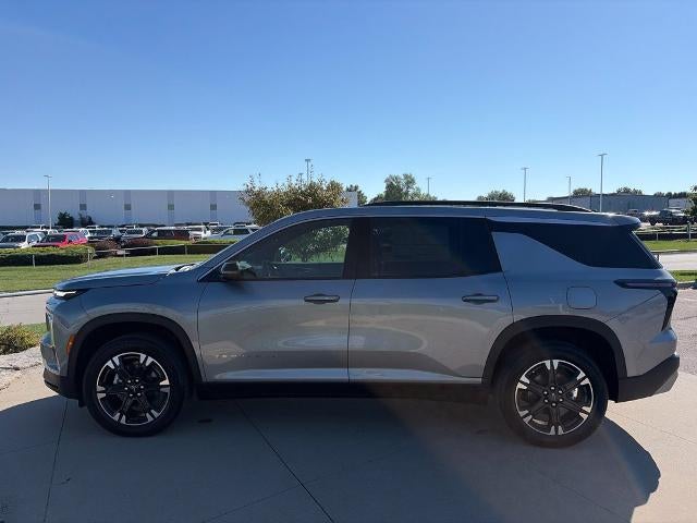2027 Chevrolet Traverse LT w/2LT