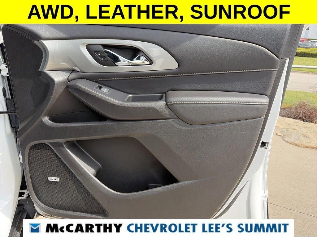 2022 Chevrolet Traverse LT Leather