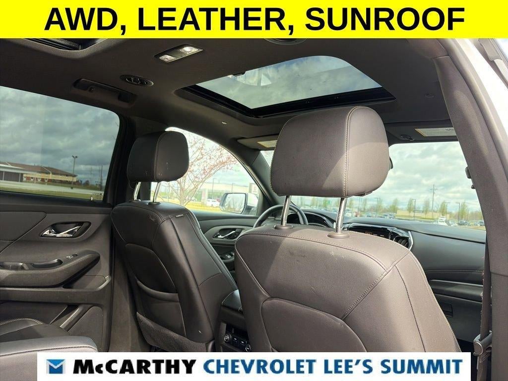 2022 Chevrolet Traverse LT Leather