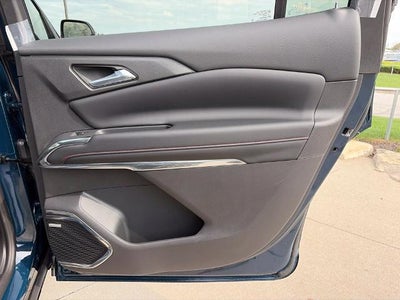 2027 Chevrolet Traverse RS w/2RS