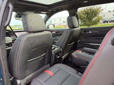 2027 Chevrolet Traverse RS w/2RS