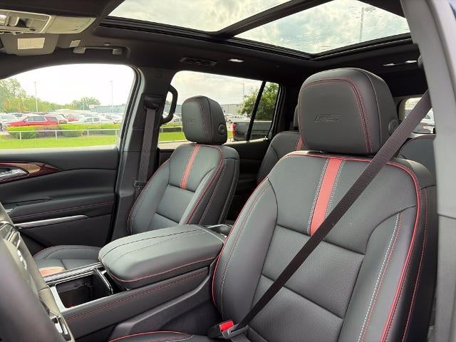 2027 Chevrolet Traverse RS w/2RS