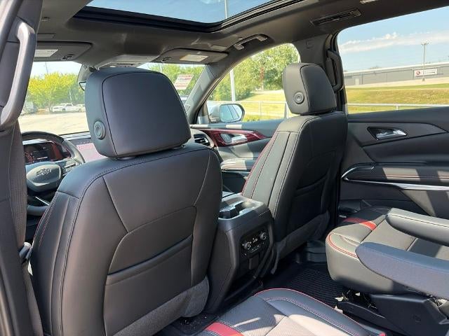 2027 Chevrolet Traverse RS w/2RS