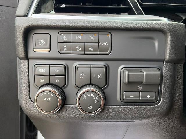 2026 Chevrolet Suburban 4WD LS