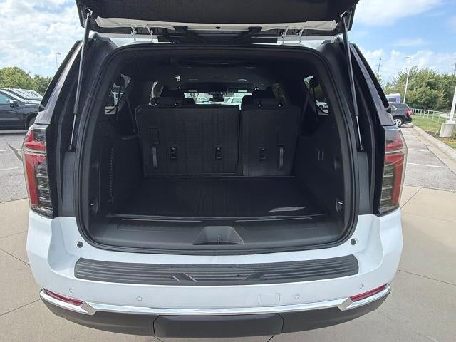 2026 Chevrolet Suburban 4WD LS