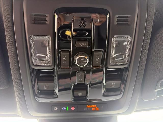 2027 Chevrolet Suburban 4WD Z71