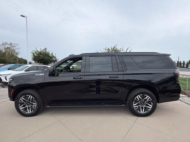 2027 Chevrolet Suburban 4WD Z71