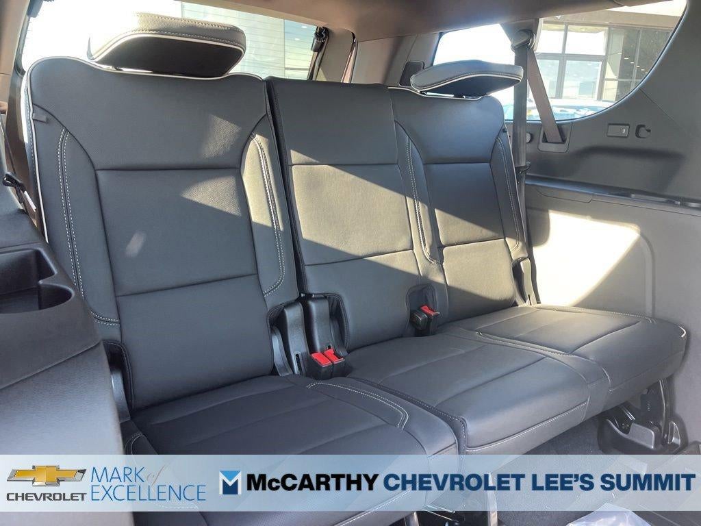 2026 Chevrolet Suburban 4WD Premier