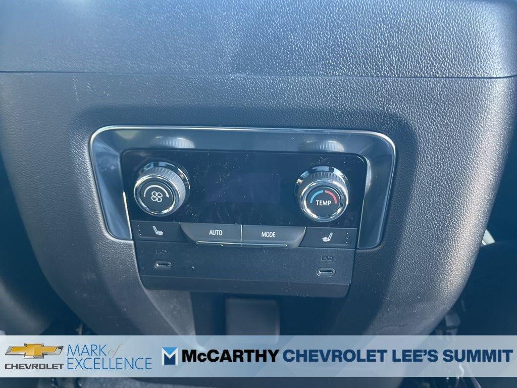 2026 Chevrolet Suburban 4WD Premier