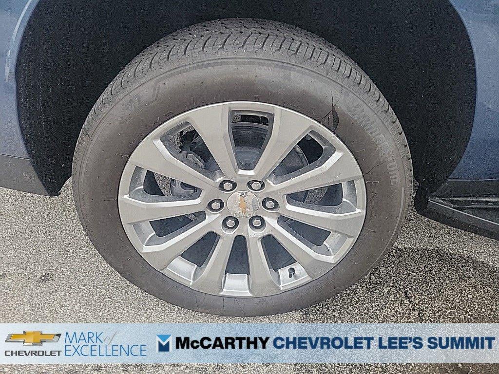 2026 Chevrolet Suburban 4WD Premier