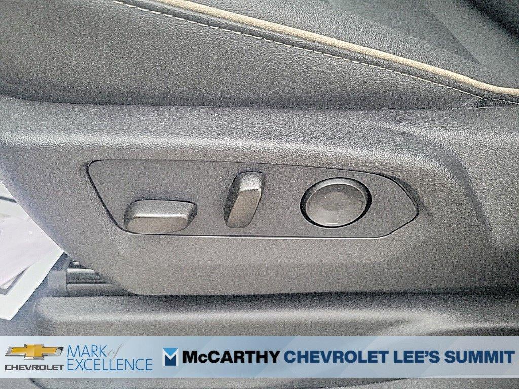 2026 Chevrolet Suburban 4WD Premier