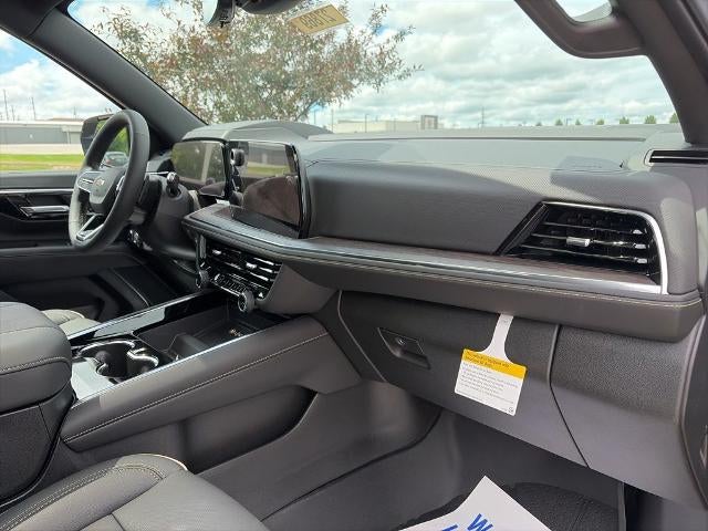 2026 Chevrolet Suburban 4WD Premier