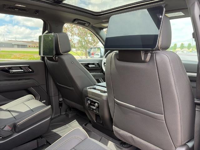 2026 Chevrolet Suburban 4WD Premier