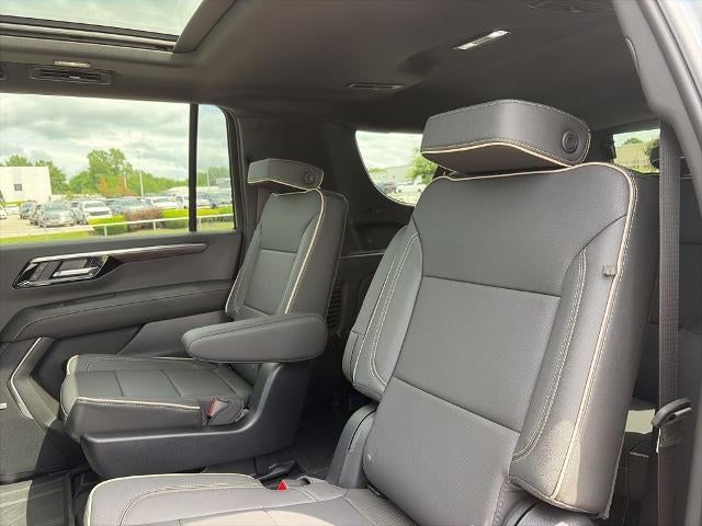 2026 Chevrolet Suburban 4WD Premier
