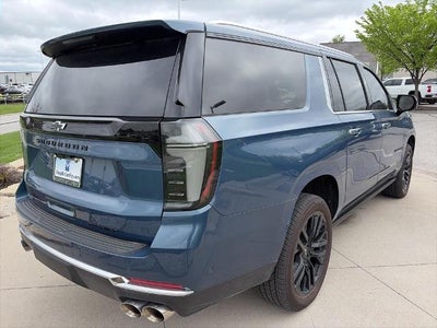 2025 Chevrolet Suburban 4WD Premier