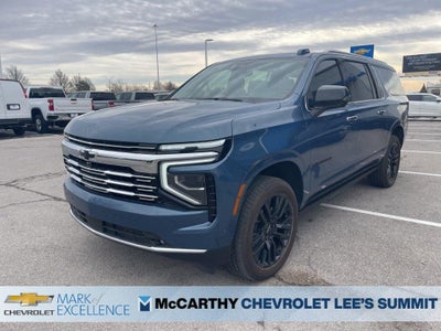 2025 Chevrolet Suburban 4WD Premier