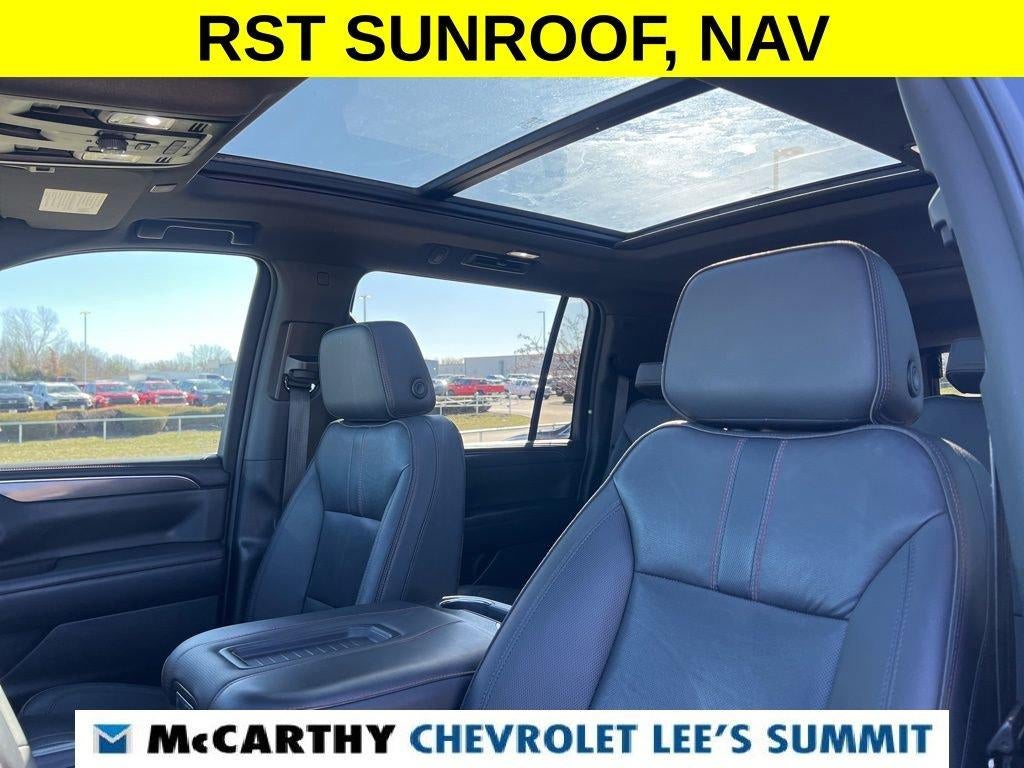 2022 Chevrolet Suburban RST
