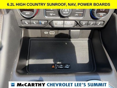 2023 Chevrolet Suburban High Country