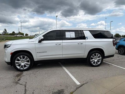 2023 Chevrolet Suburban High Country